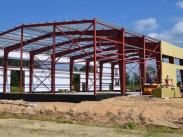 Construction-of-hangars-from-sandwich-panels